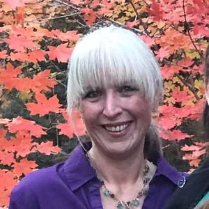 Meet your Posher, Pamela